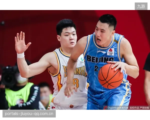 CBA广厦队教练组成员成“讲座明星”引领篮球职业发展新风尚